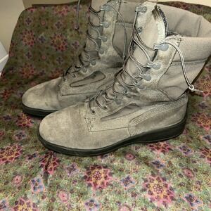 WELLCO Mens 10.5 W Sage Green Air Force Temperate Weather Vibram Lace Up  Boots